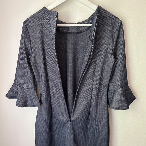 Banana Republic Herringbone Ponte Flutter-Sleeve Dress, Size: 4 - Picture 7 of 8